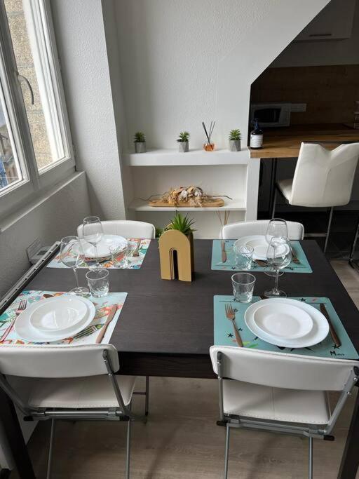 Logement Au Centre Du Conquet Bagian luar foto