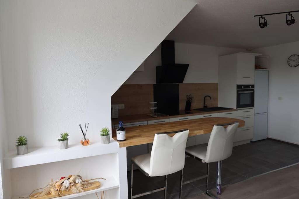 Logement Au Centre Du Conquet Bagian luar foto
