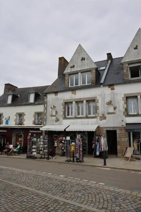 Logement Au Centre Du Conquet Bagian luar foto
